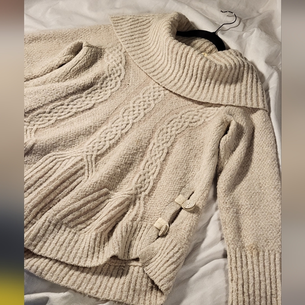 Angel Of The North Cozy Cream Cowl Neck Sweater Size Small